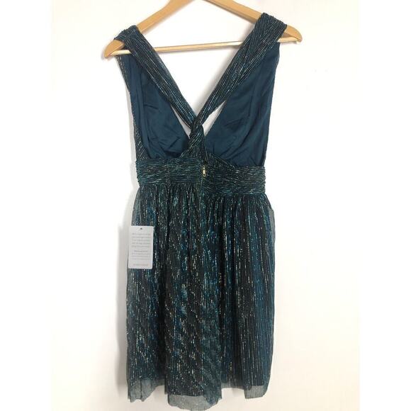 Lulu's Ailey Dress Metallic Sleeveless V-Neck Skater Mini Gold Teal NWT Small - Picture 7 of 13